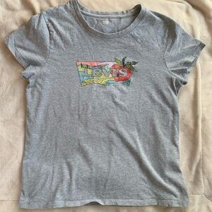 Women’s Levi’s Short Sleeve Graphic Tee Shirt